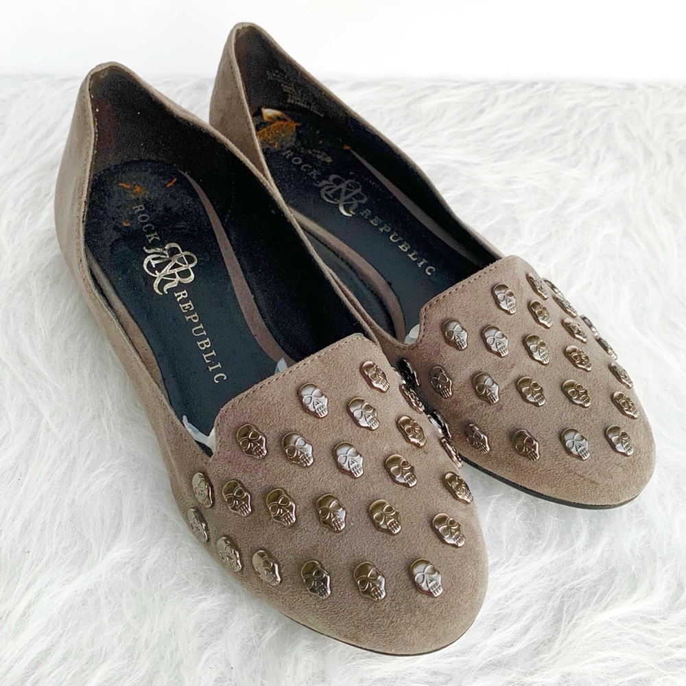 ROCK & REPUBLIC Grey Skull Studded Flats Loafers 6 - Picture 10 of 13
